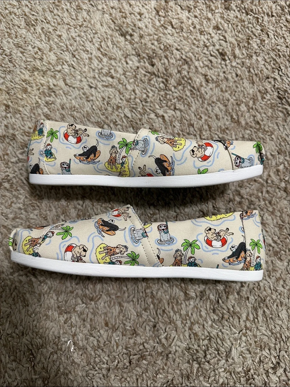 Toms Cream Espadrilles with Turquoise Lining and Beach Cartoon Print